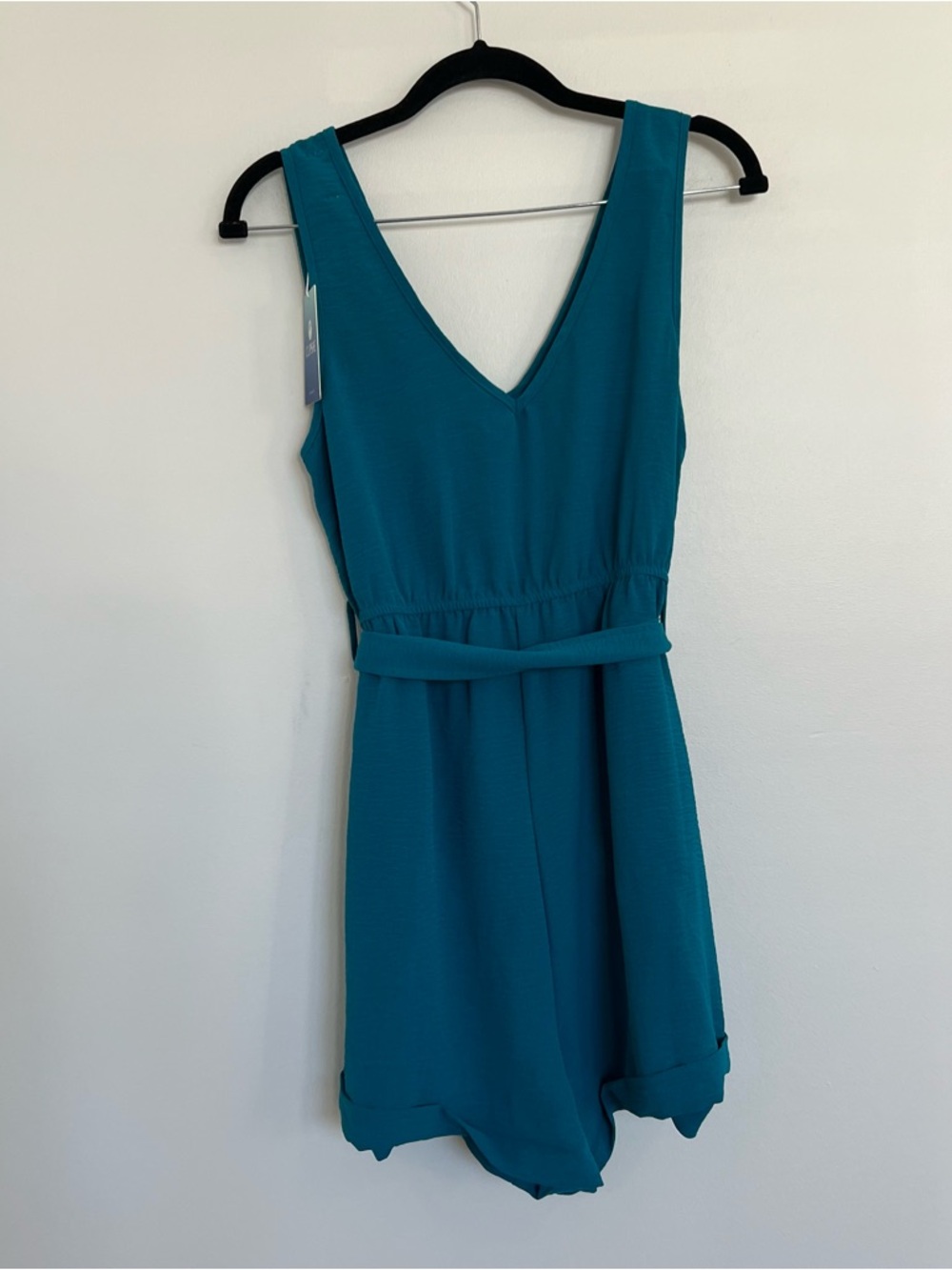 NWT Cupshe Teal Sleeveless V-Neck Button Romper with Tie Waist - Picture 4 of 12